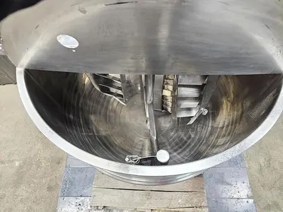 Used 100 Gallon Kettle, 316 Stainless Steel, With Scrape Agitation