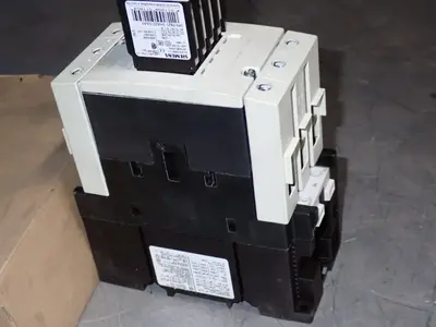 USED SIEMENS 3RT10451BB443MA0