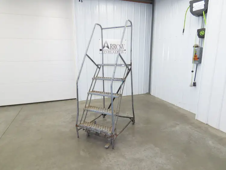 Used COTTERMAN _UNKNOWN_ Ladders Indiana US | Arrow Industrial #920094