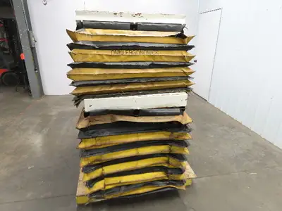 Omni Ergonomics Air Pneumatic Scissor Lift Table 2700LBS 33x43" Top 25° Tilt