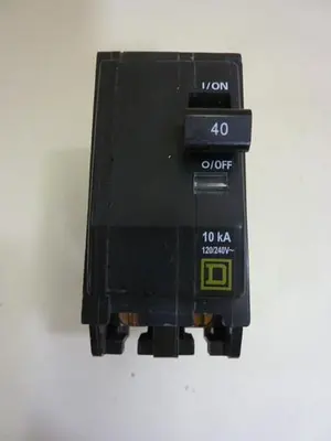 USED SQUARE D QO240