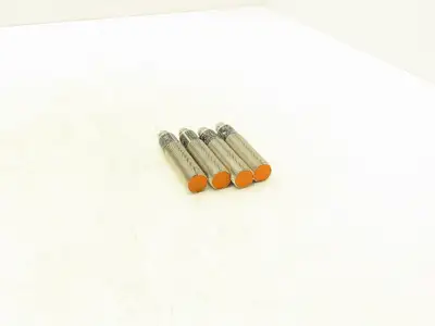 IFM IG5554 IGA3005-BPKG/US Inductive Proximity Sensor M18 X 1 Thread Lot of 4