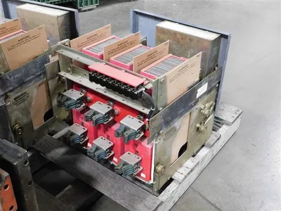 Square D DS-206 Low-Voltage AC Power Circuit Breaker 800A Frame 600A Sensor Used