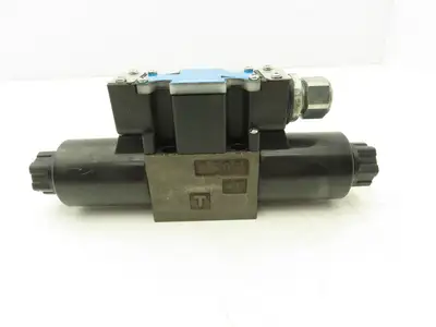 Nachi SL-G01-C6-R-D2-31 Hydraulic Directional Control Solenoid Valve 24VDC