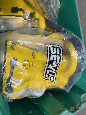 Serves Rubber Boots