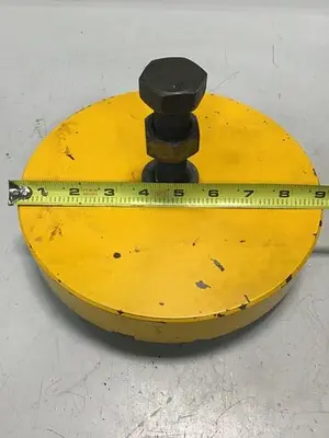 USED METAL FABRICATOR LEVELING PAD