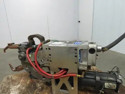 Milco Robotic Resistance Spot Welding Gun Roman 135KVA Transformer TDC-5610