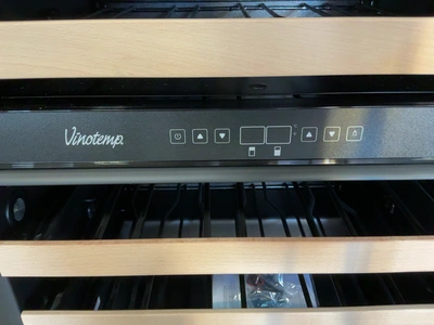 Used VINOTEMP VT-24PR46 Bottle Coolers Michigan US | Miedema Asset Management Group #1761187