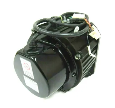 NEW YASKAWA ELECTRIC SGMDH-06A2A-YR26 AC SERVO MOTOR SGMDH06A2AYR26