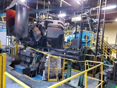 Nakata Triplex Sidewall Extruder