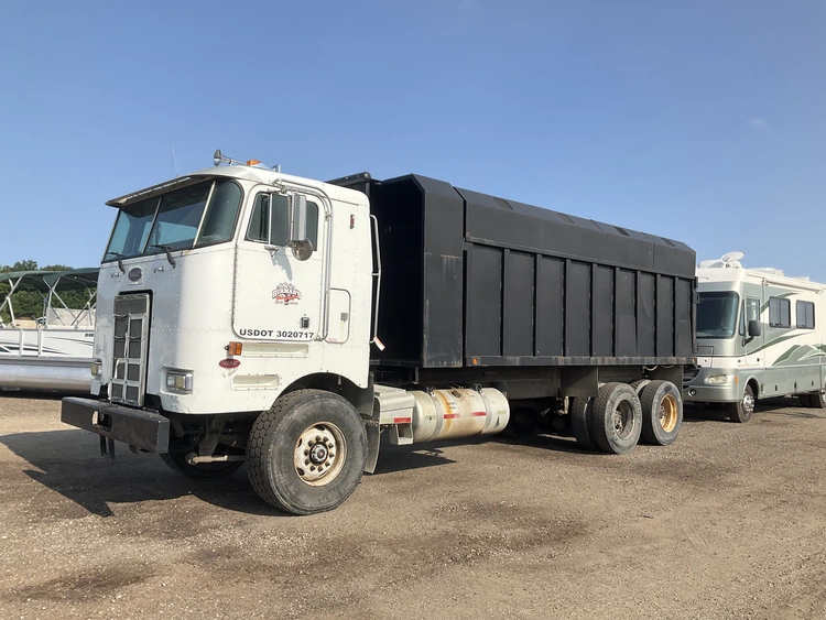 Used 2006 PETERBILT 362 Dump trucks Michigan US | Miedema Asset Management Group #1321340