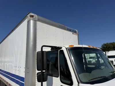 Used 2018 INTERNATIONAL 4300 SBA4X2 Box trucks Indiana US | Miedema Asset Management Group #1414604