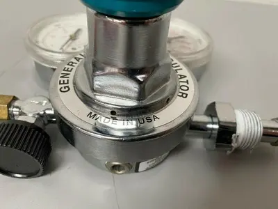 USED AIRGAS 100-1-580-V GENERAL PURPOSE COMPRESSED GAS REGULATOR MAX INLET 3000 PSIG