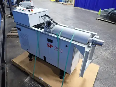 USED LEYBOLD SP250