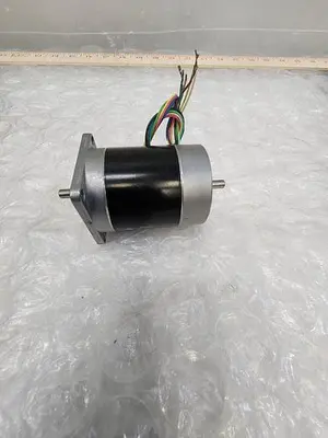 VEXTA STEPPING MOTOR PH268L-22B