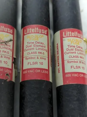 USED LITTELFUSE FLSR10
