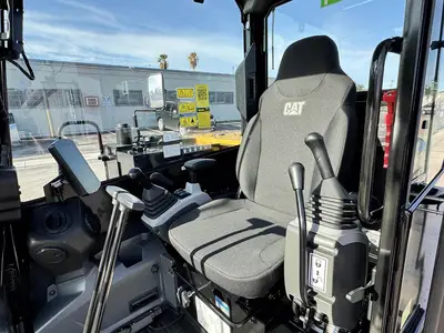 New | in-Stock 2025 CATERPILLAR 305.5E2 CR Crawler Excavators - Mini Florida US | Truck and Van Outlet #1509253
