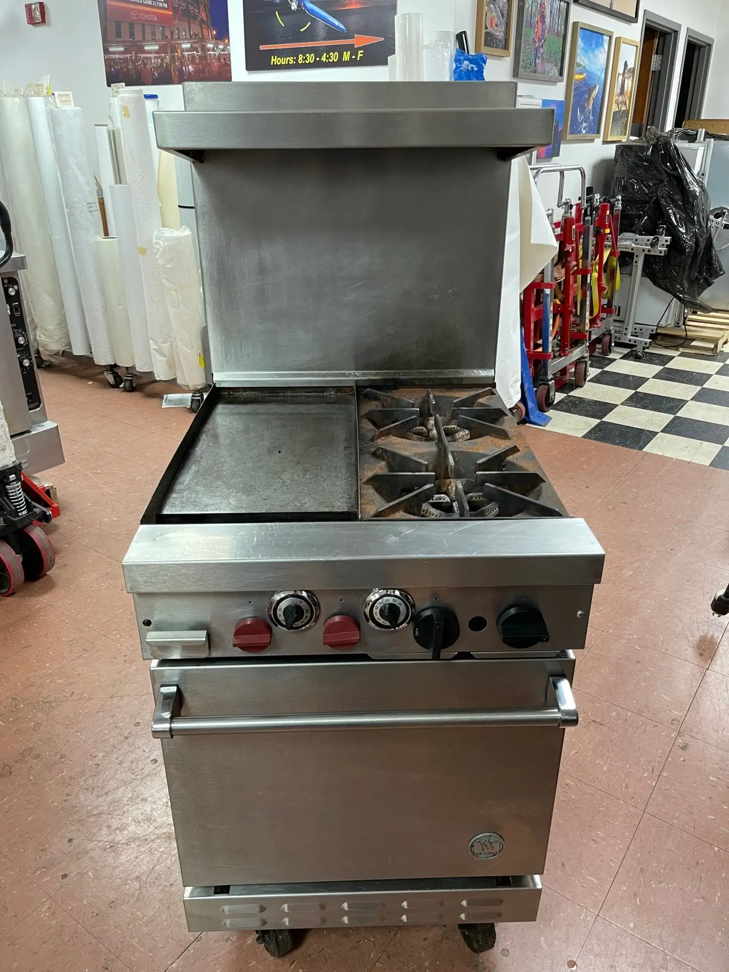 Used US Range Used U.S. Range Natural Gas 2 Burner 24" Range with 12" Flat Top Griddle and Oven Commercial Ranges Illinois US | Falcon Restaurant Supply #1376407