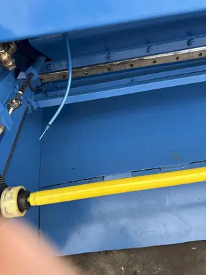 10’ X ¼” PACIFIC MODEL #250B10 HYDRAULIC SHEAR: STOCK #23403