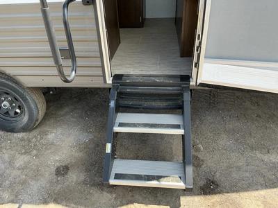 Used 2019 PRIME TIME NAVI 16FQ Campers, Caravans, Motorhomes Michigan US | Miedema Asset Management Group #1341094