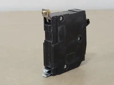 USED SQUARE D QOB115