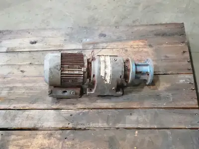 USED SEW-EURODRIVE R40FDT71D2
