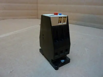 USED SIEMENS 3UA5900-1B