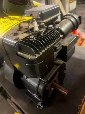 Used _UNKNOWN_ _UNKNOWN_ Gasoline Engines Ohio US | Myron Bowling Auctioneers Inc #1507918