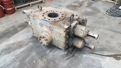 USED DRECO 7 1/16" 5M DOUBLE RAM BOP