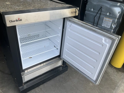 Used _UNKNOWN_ _UNKNOWN_ Undercounter Refrigerators Michigan US | Miedema Asset Management Group #1413675