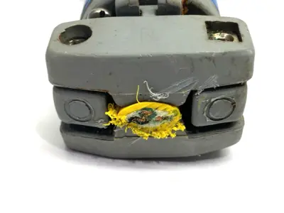 USED HUBBELL 320P6W