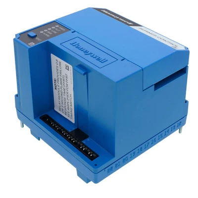 Honeywell RM7840L1075 Burner Control [New]