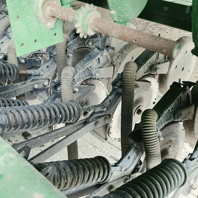 JOHN DEERE 455 Grain Drill | Iron Listing (27)