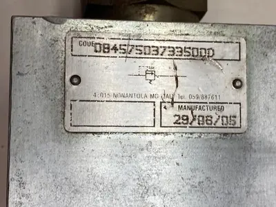Unbranded,D8457503733500D,Hydraulic Manifold