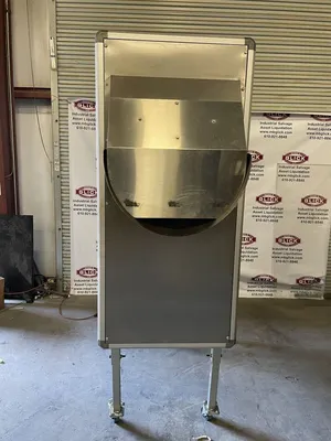 GREEN BOX Plastic Injection Molder Cooler / Rotary Cooling Tunnel 4.6kW 460V