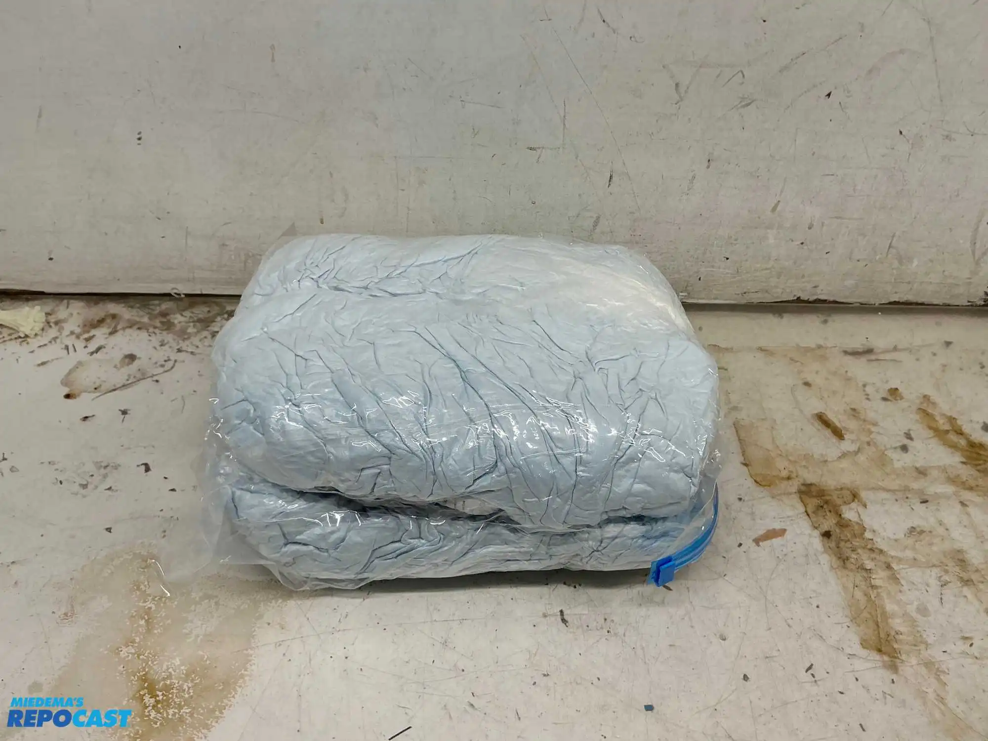Miscellaneous Large Memory Foam Pillow