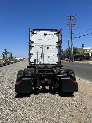 Used 2016 FREIGHTLINER CASCADIA 125 Conventional trucks California US | Lillo Machinery #1403822