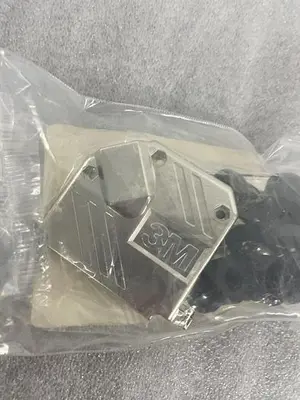 668-094870-037 CONN, HOOD, D-TYPE 45 DEG EMI