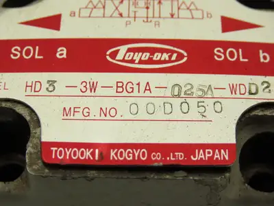 Toyooki Kogyo HD3-3W-BG1A-025A-WDD2 Hydraulic Directional Solenoid Valve 24VDC