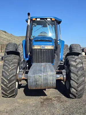 USED 1997 NEW HOLLAND 8970