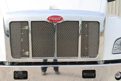 New | in-Stock 2027 PETERBILT 548 Rolloff Trucks Texas US | Roll Off Truck World #1492000