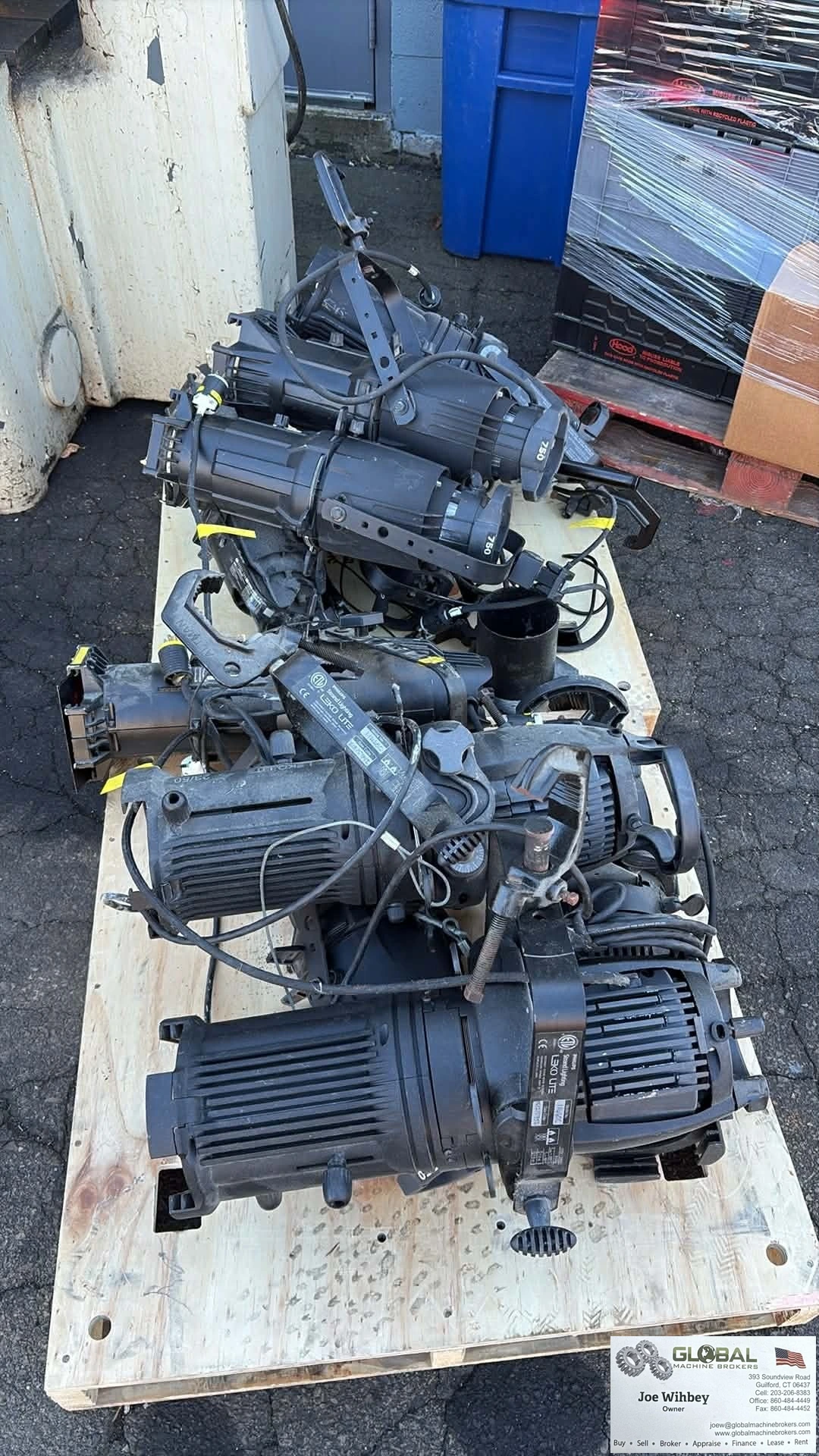 Strand Lighting 11440C Leko Lite 23-50° Variable Beam Angle Ellipsoidal