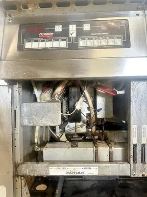 USED FRYMASTER FPH250BLCSD