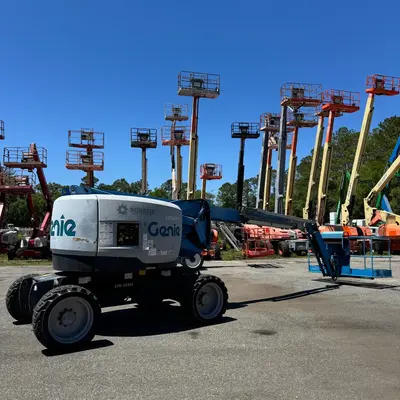 USED 2015 Genie Z-62/40