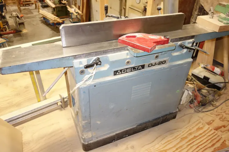 Used _UNKNOWN_ _UNKNOWN_ Woodworking Jointers | Coast Machinery Group #874898