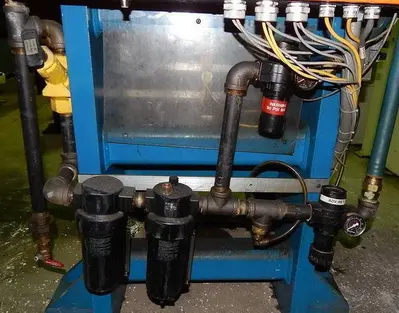 120 Ton FARGER & JOOSTEN MULTIPOWER Air/Oil Press