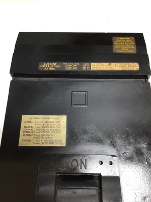 Square D LA-Series I-Line Molded Case Circuit Breaker