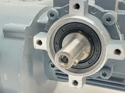 New | in-Stock Bauer Gear Motor 200RPM 0.12kW 6.75:1 Ratio 27144824-2 Gearmotors Michigan US | Maverick Industrial Sales #1394888