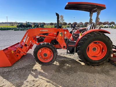 USED 2015 Kubota M7060