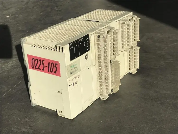 Used TELEMECANIQUE MODICON TSX 3721000 Misc Electrical & Power Parts BE | Apt International N.V #363812